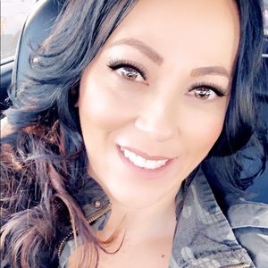 Meet your Posher, Candy